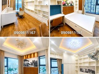 Cho thuê căn hộ 3 phòng ngủ flora novia nam long phạm văn đồng