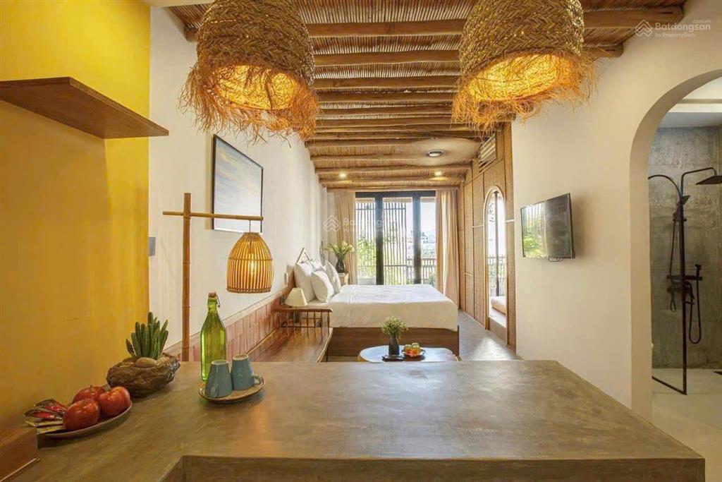 Siêu phẩm dòng tiền  boutique 2 mặt tiền sát phố cổ hội an