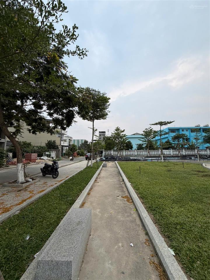 Bán đất đông trà 8 đối diện công viên ngay làng đại học, 102.8m2 xd 7 tầng và giá trị sử dụng cao