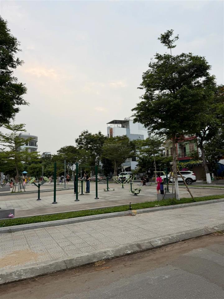 Bán đất đông trà 8 đối diện công viên ngay làng đại học, 102.8m2 xd 7 tầng và giá trị sử dụng cao