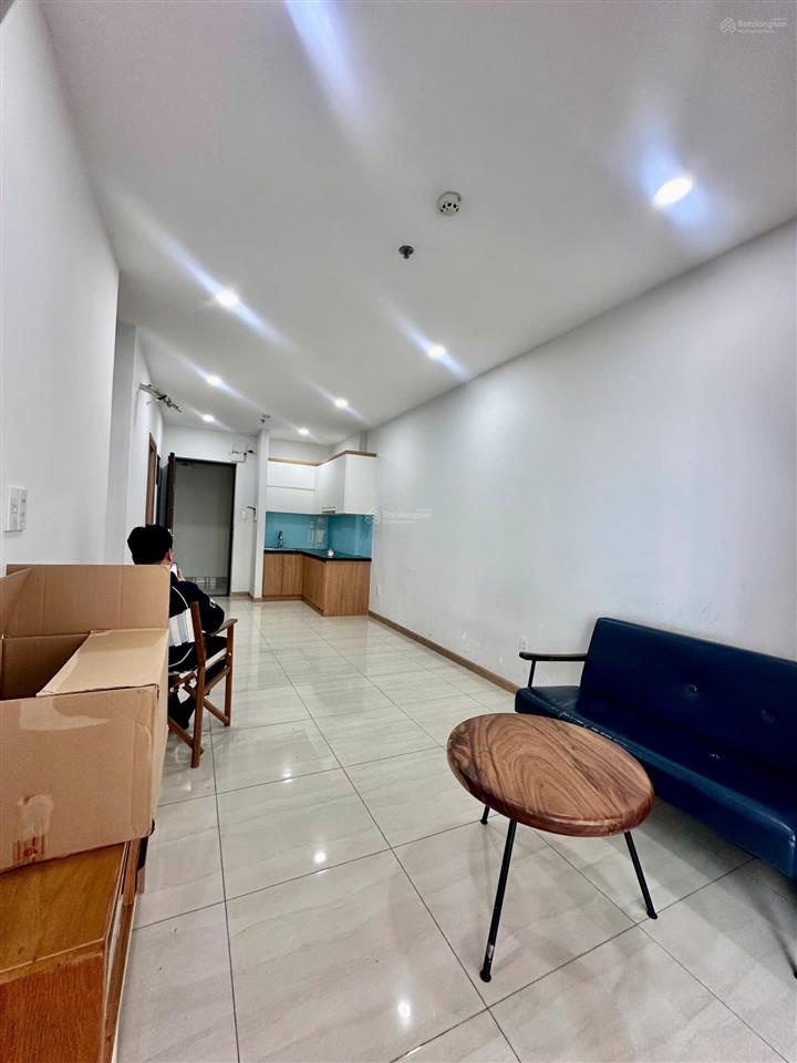 Bán nhanh căn 2pn/2wc bcons green view giá 2,1 tỷ tầng thấp view hồ bơi  0931 244 ***