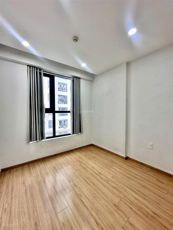 Bán nhanh căn 2pn/2wc bcons green view giá 2,1 tỷ tầng thấp view hồ bơi  0931 244 ***