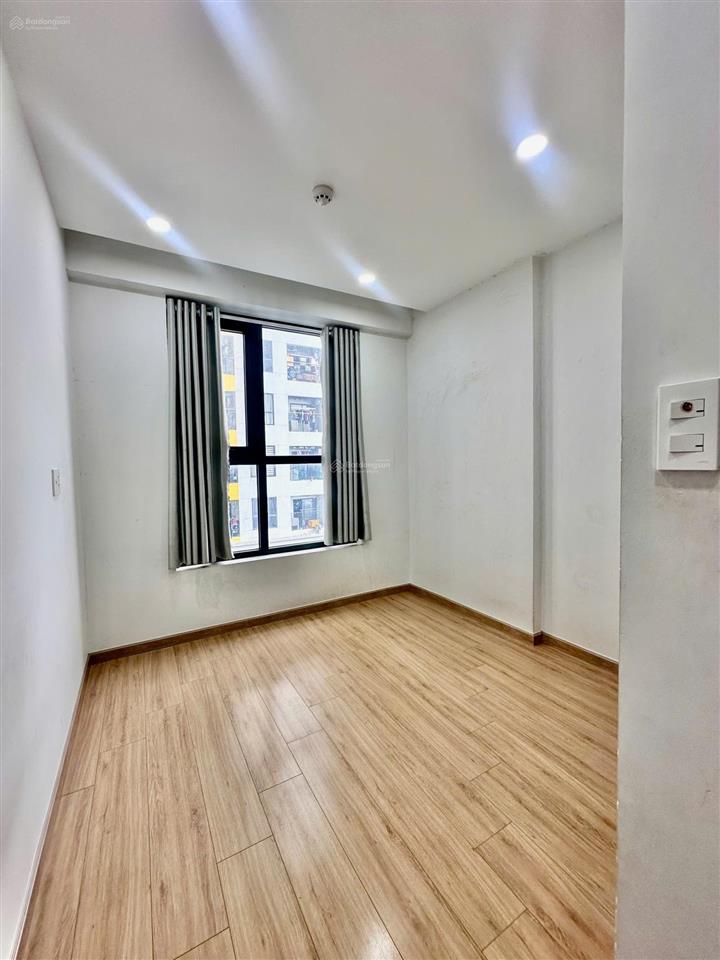 Bán nhanh căn 2pn/2wc bcons green view giá 2,1 tỷ tầng thấp view hồ bơi  0931 244 ***