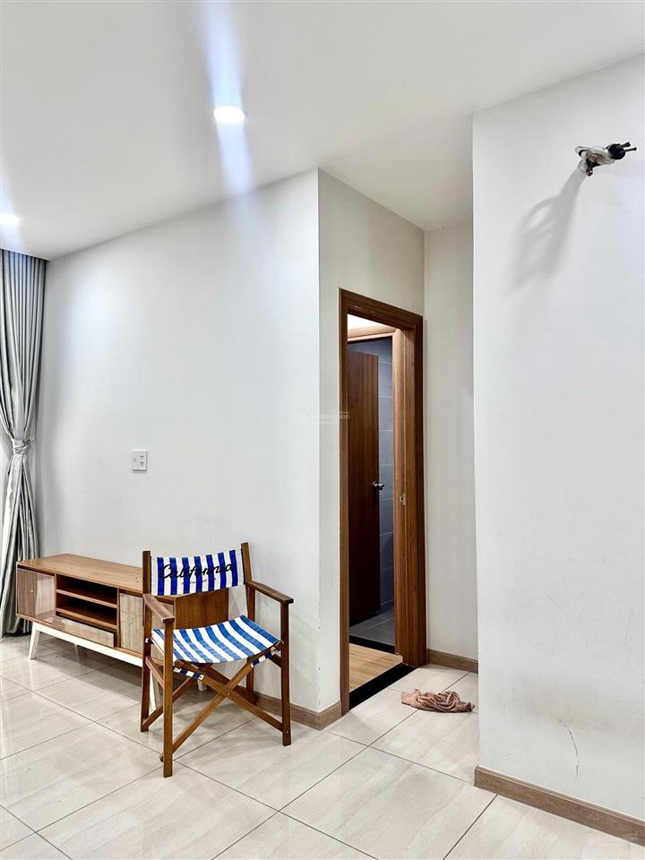 Bán nhanh căn 2pn/2wc bcons green view giá 2,1 tỷ tầng thấp view hồ bơi  0931 244 ***