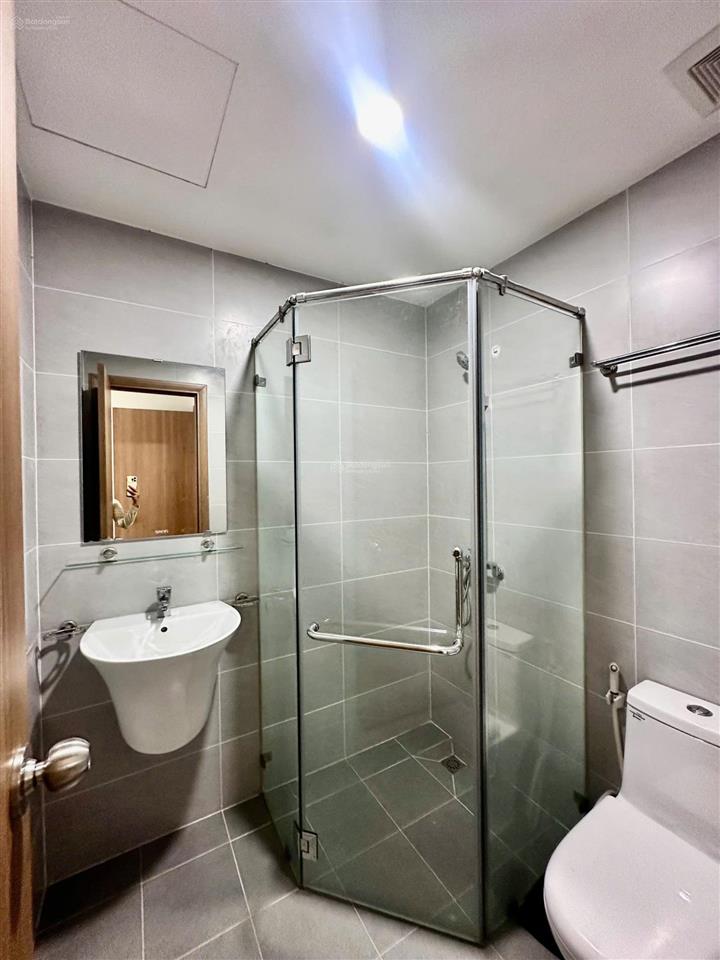 Bán nhanh căn 2pn/2wc bcons green view giá 2,1 tỷ tầng thấp view hồ bơi  0931 244 ***