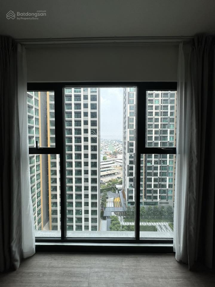 Cho thuê căn hộ de la sol 2 phòng ngủ, căn góc. add zalo đăng để cập nhật căn mới