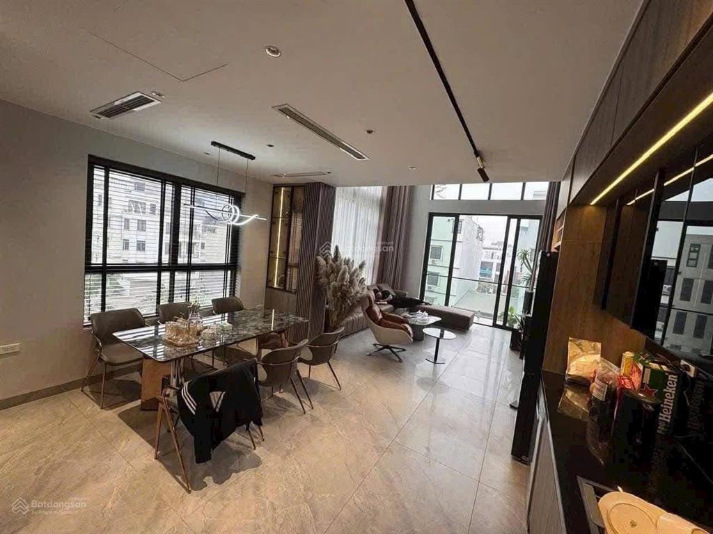 Bán nhà đẹp dân xây phố lâm hạ 110m xây 80m 3 thoáng. gần cầu trần hưng đạo. 23,5 tỉ. 0943 827 ***
