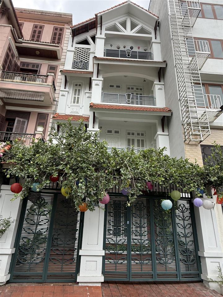 Bán căn biệt thự 4 tầng phố lâm hạ gần tâm anh. 90m2. đường oto tránh như hình. 29,8 tỉ. 0943 827 ***