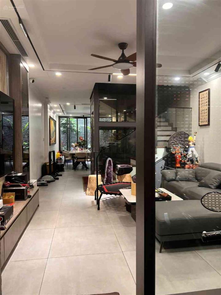 Bán nhà đẹp dân xây 6 tầng 2 thoáng, đường oto tránh tại phố bồ đề. 80m2 mt gần 5m. 0943 827 ***