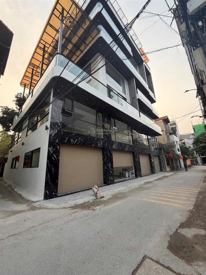 Bán đất mặt ngõ 117 nguyễn sơn 3 làn oto tránh sau cục hàng không. phân lô 75m. 23,5 tỉ. 0943 827 ***