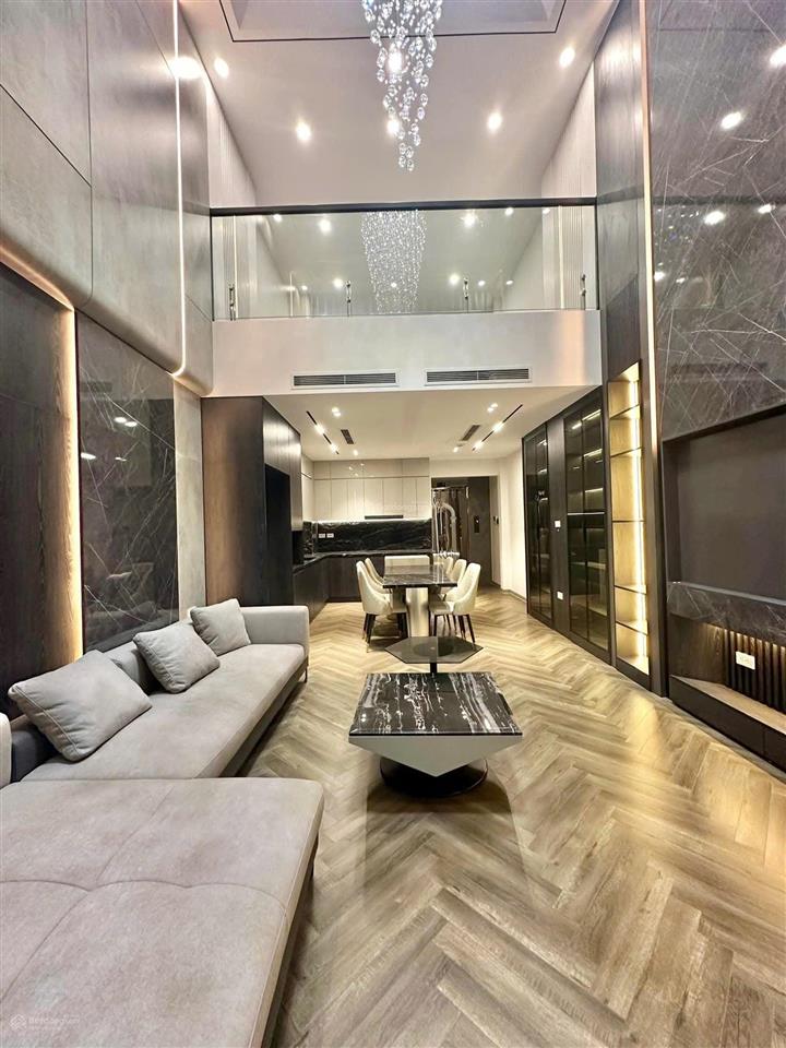 Bán nhà đẹp 7 tầng phố hồng tiến view cầu trần hưng đạo. 60m ngõ 2 ô tô tránh. 26 tỉ. 0943 827 ***