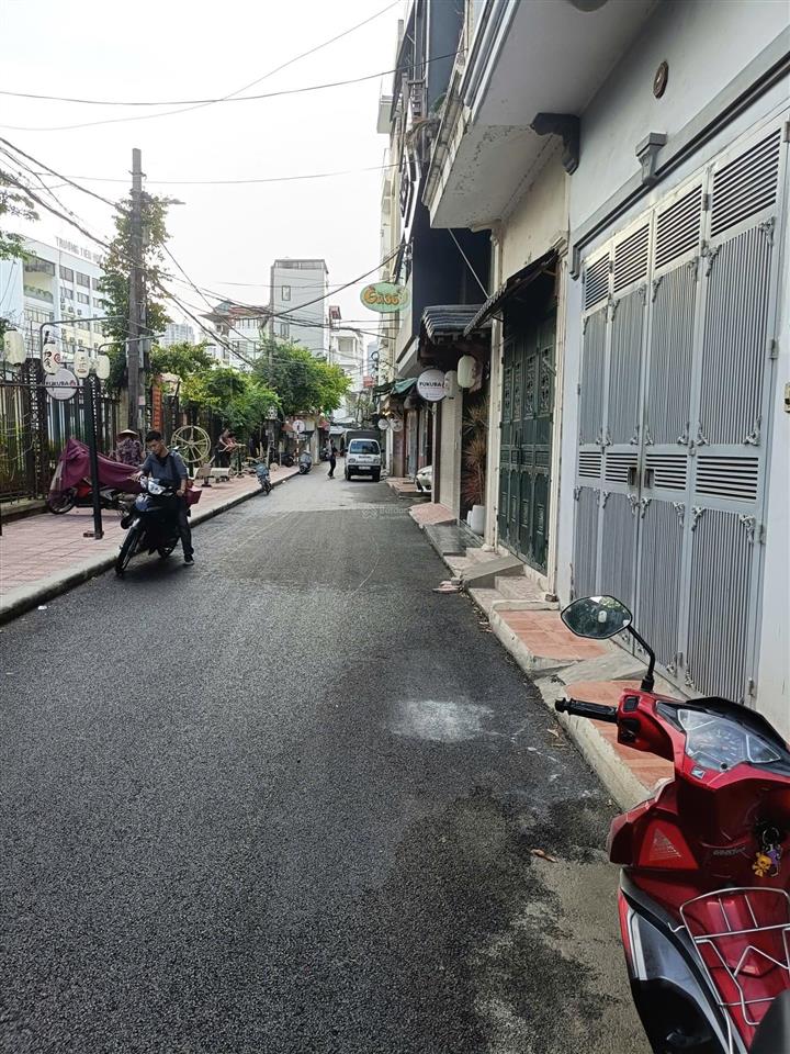 Cho thuê cửa hàng tầng 1 ngõ 9 đào tấn 5,5 triệu/tháng