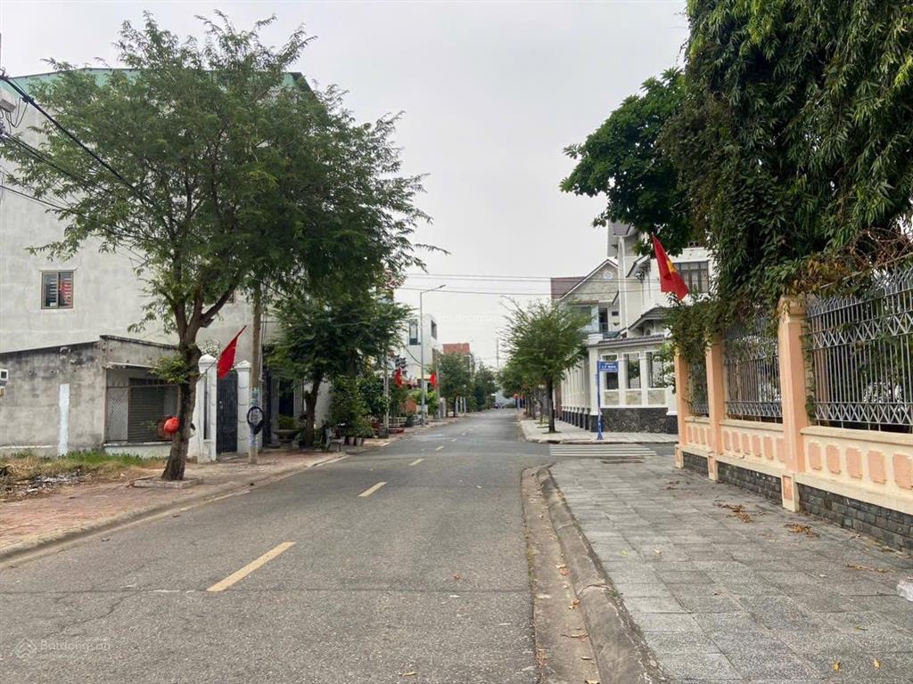 Đường đặng thai mai, phường bà rịa (phước nguyên, bà rịa cũ), vị trí trung tâm, dân cư sầm uất