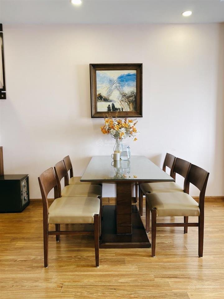 Gia đình tôi cho thuê căn 2 ngủ quận hoàng mai tại eco lake view 32 đại từ  đại kim đủ đồ 10 triệu