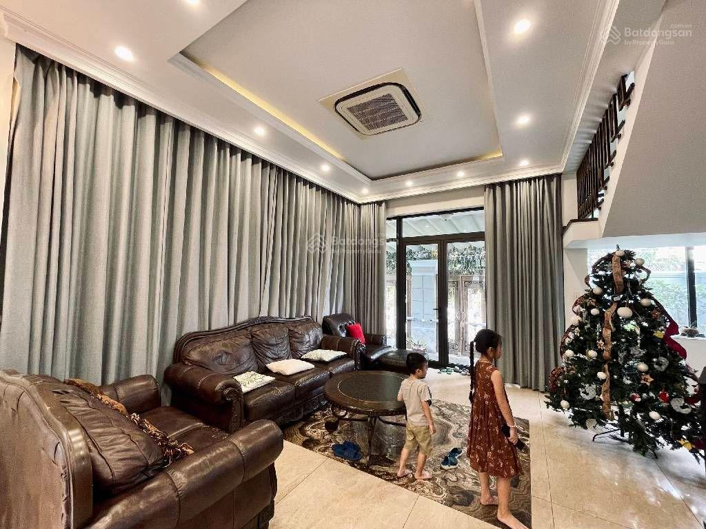 Bán biệt thự 200m2, đường đặng thuỳ trâm, phường bình lợi trung, bình thạnh, giá chỉ 30 tỷ