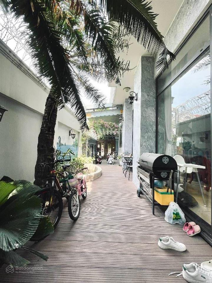 Bán biệt thự 200m2, đường đặng thuỳ trâm, phường bình lợi trung, bình thạnh, giá chỉ 30 tỷ