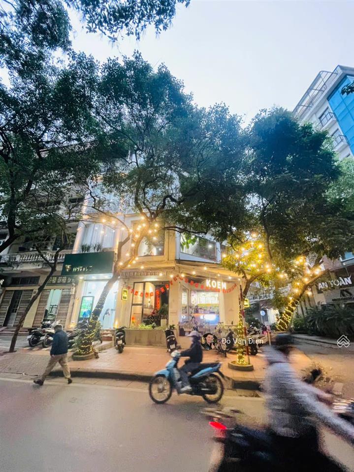 Cho thuê nhà phố ngụy như kon tum 60m2, mặt tiền 5,5m, giá thuê 25tr,  em kẻo lỡ mặt bằng