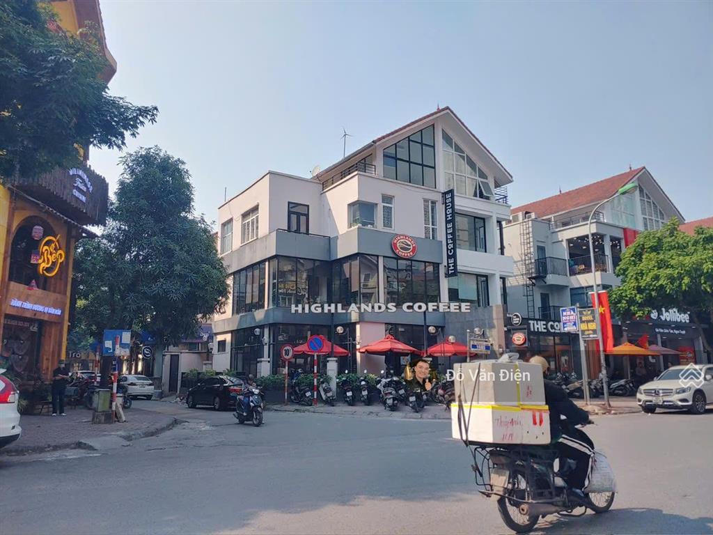 Cần cho thuê gấp nhà phố nguyễn văn lộc 160m2 x 4 tầng mặt tiền 12m, call em kẻo đối thủ bạn gọi em