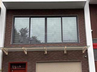 Cho thuê tòa nhà văn phòng mới mặt đường to & vườn hoa,360m2,4 tầng,để ô tô & xe máy thoảimái,60tr