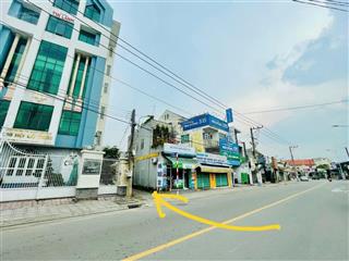 Nhà trung tâm lái thiêu 106m2 full thổ cư giá mền bán nhanh