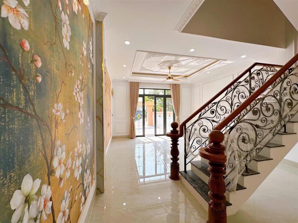Nhà 1 trệt 2 lầu mặt tiền an thạnh giá 5,5ty