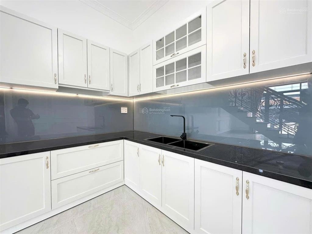 Nhà 1 trệt 2 lầu mặt tiền an thạnh giá 5,5ty