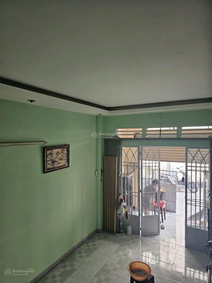 Nhà lầu trung tâm lái thiêu.  0909 036 ***