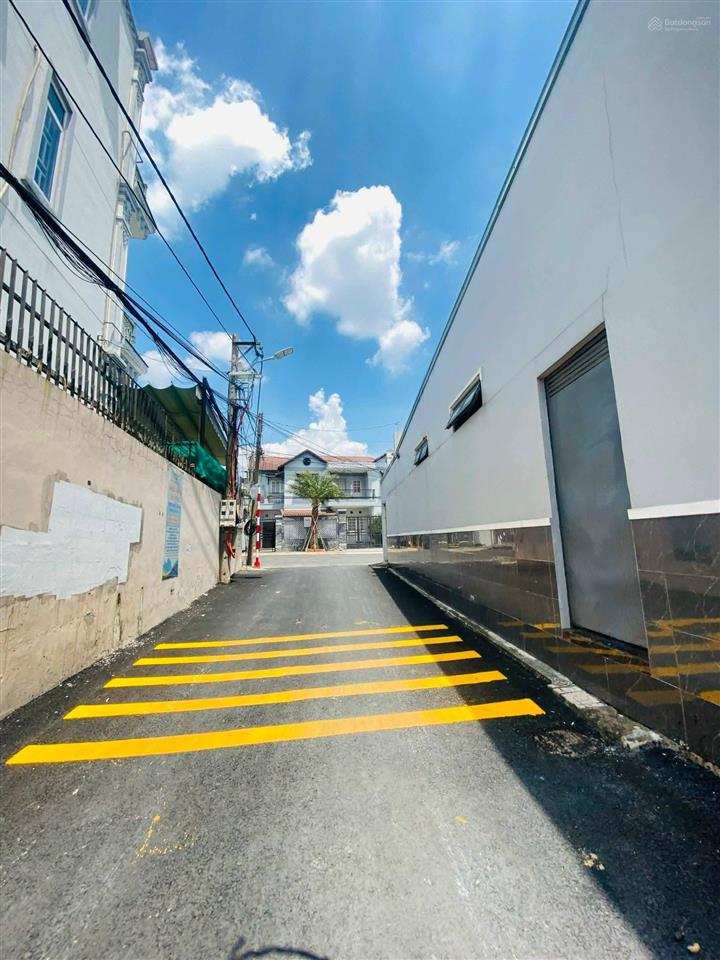 Đất trung tâm lái thiêu 105m2 nở hậu đẹp  0909 036 ***