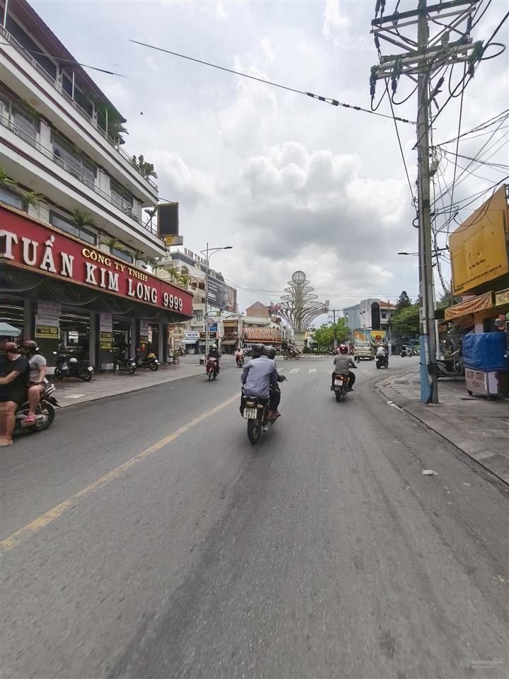 Đất gần chợ lái thiêu đường ô tô giá mềm