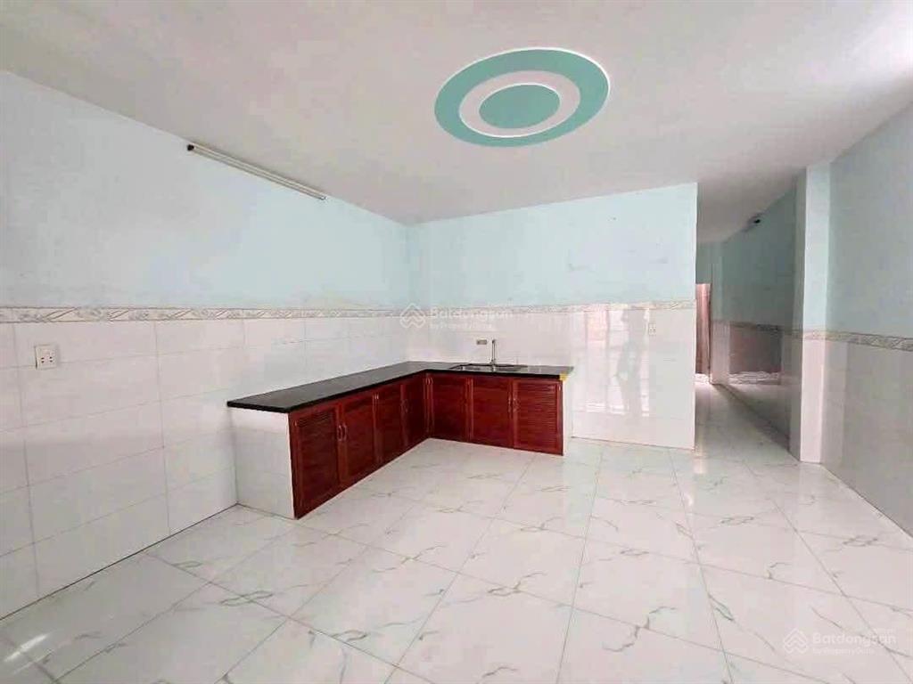 Nhà trung tâm lái thiêu giá 2,29tỷ