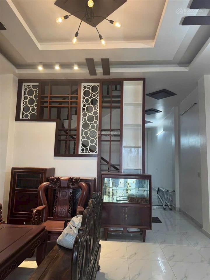 Nhà 2 lầu sân thượng bình nhâm lái thiêu chỉ 4,8 tỷ