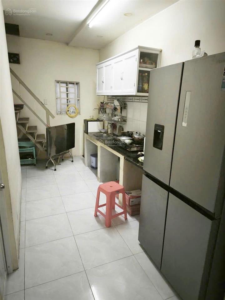 Nhà bình nhâm đường ô tô gần công viên 2,25 tỷ
