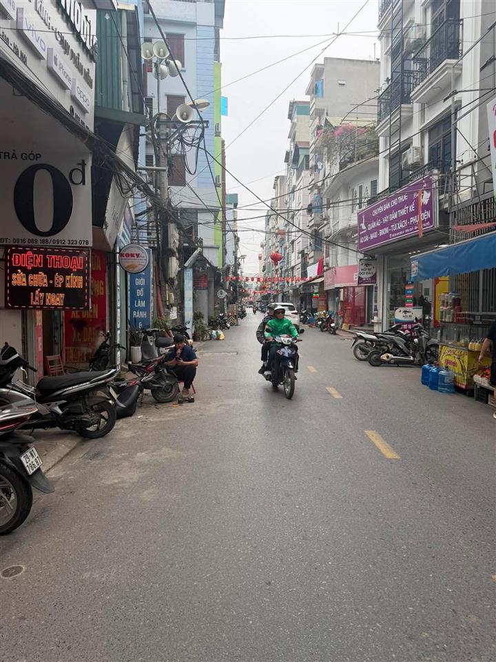 Nhà phố 5 tầng trục chính an đào, trâu quỳ, gia lâm.