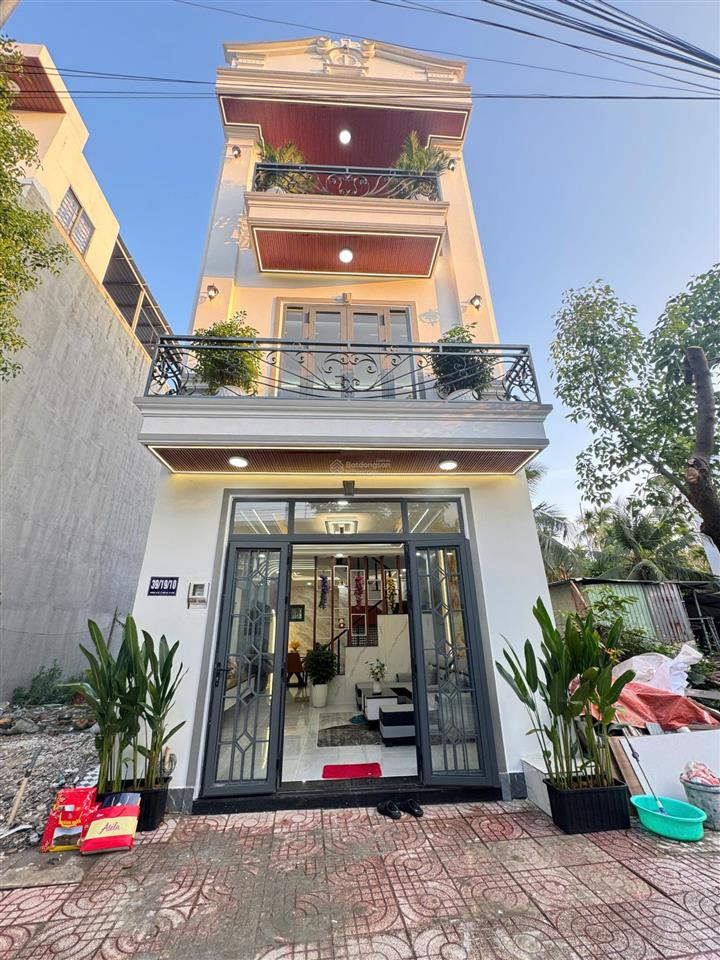 Bán nhà khu osaka thạnh xuân 52, dt 54m2, 4pn, đường lớn 12m, nhà full nội thất