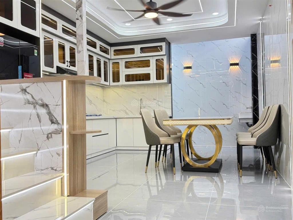 Bán nhà thạnh lộc 27, gần chợ cầu đồng ngã tư ga, 4 tầng, 62m2, giá 6.9 tỷ thương lượng