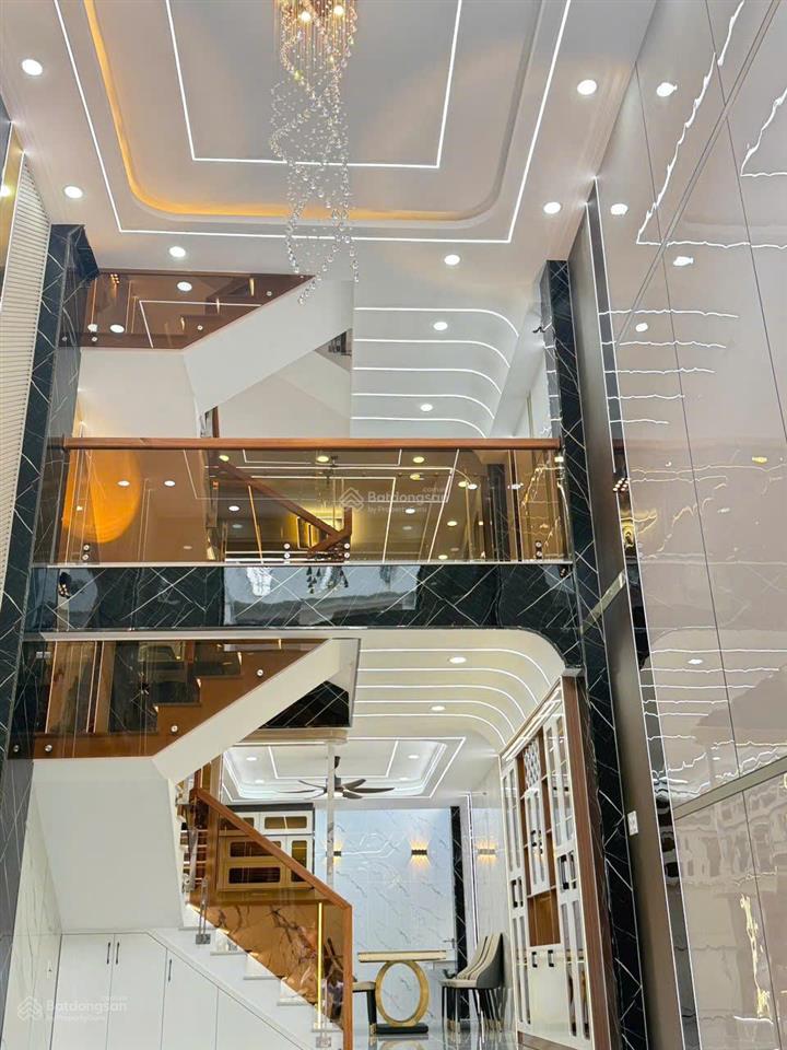 Bán nhà thạnh lộc 27, gần chợ cầu đồng ngã tư ga, 4 tầng, 62m2, giá 6.9 tỷ thương lượng