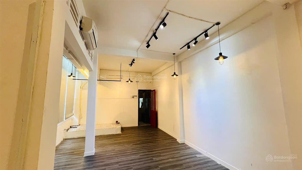 Căn góc 2 mặt tiền hẻm xe hơi nguyễn thiện thuật. dt khuôn viên đất 60m2. vị trí kinh doanh 24h