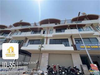 1 căn duy nhất đối diện 2 tòa căn hộ dt 109,2m2 mt 6m  khai thác dòng tiền tốt  giá rẻ nhất khu