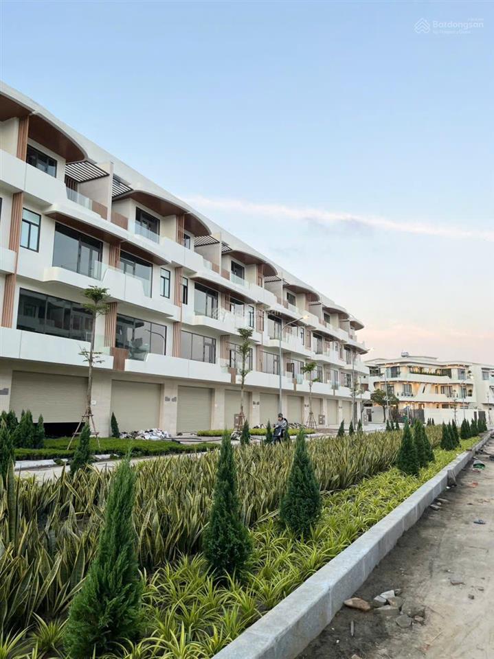 Shb nguyễn lộ trạch dt 109,2m²  dtsd 430m hướng đông nam cơ hội sở hữu căn nổi bật  giá tốt