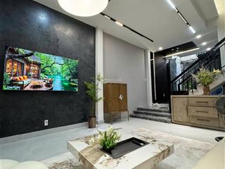 Chào bán nhà 3 tầng, 3 mê, 81m2 , cách đường điện biên phủ 30m.