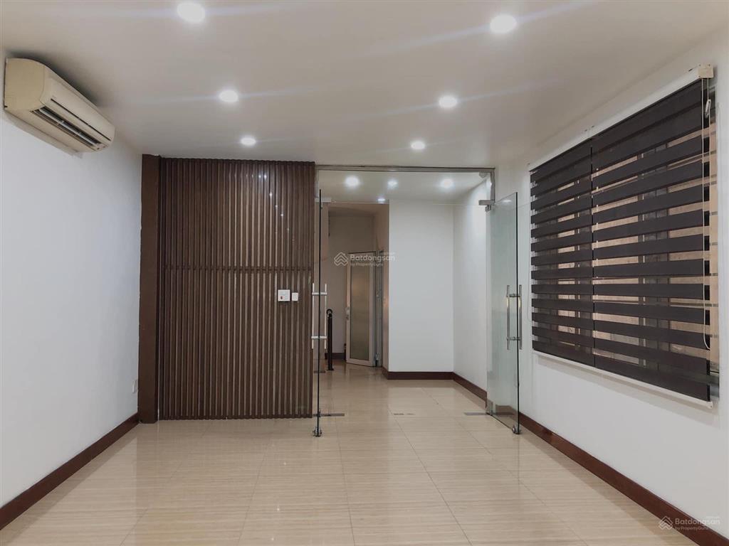 Bán nhà mặt phố hàng cháo, qh ổn định vỉa hè to rộng mặt tiền quyền lực hơn 5m lô góc rất hiếm