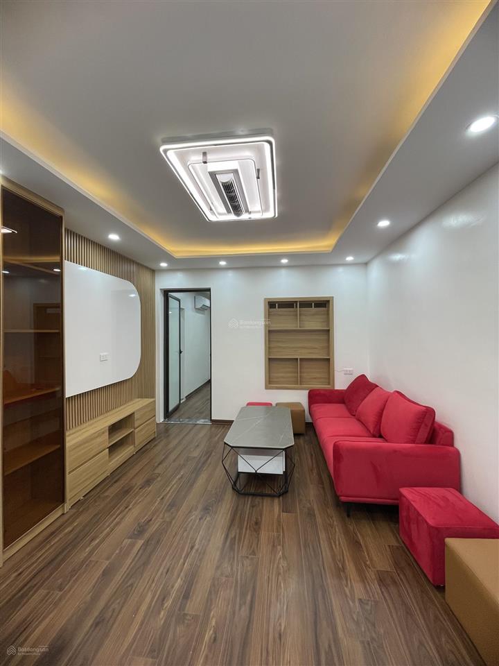 Bán căn tập thể mới đẹp tầng 3 phố quỳnh mai sổ đỏ riêng 54/120m2 đầy đủ công năng giá 5.3 tỷ