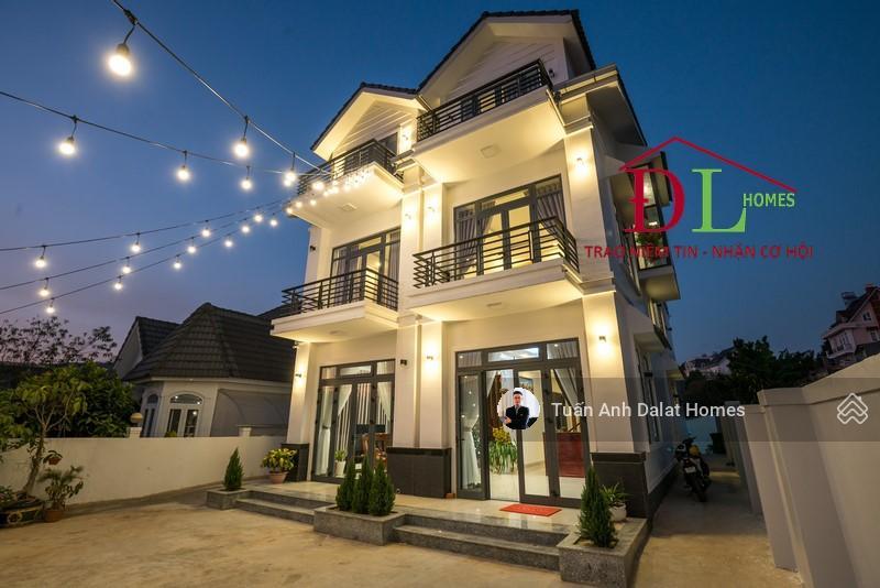 Bán biệt thự kqh an sơn đà lạt 14 phòng 410m² mặt tiền 12m, sân rộng, giá 19,5 tỷ