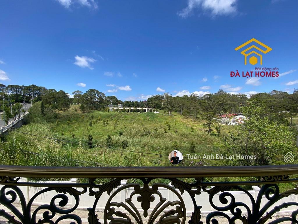 Bán villa tân cổ điển 2 mặt tiền khu đồi trà sát sân golf đồi cù view đẹp không che chắn
