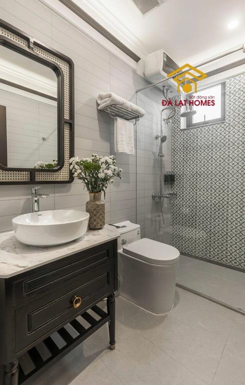 Bán khách sạn sang trọng mặt tiền hoàng diệu đà lạt 23 phòng cao cấp từng chi tiết hoàn thiện tỉ mỉ