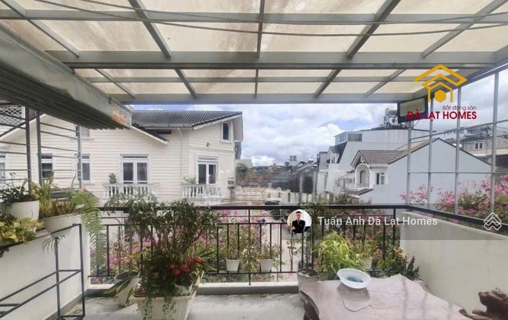 Bán nhà kqh golf valley trung tâm đà lạt gần haus dalat đi bộ ra hồ xuân hương 84m2 giá rẻ 15 tỷ