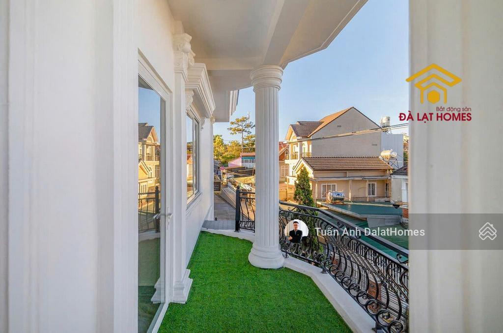 Bán khách sạn mặt tiền triệu việt vương đà lạt hơn 1700m2 dt sàn, 33 phòng, sát dinh bảo đại