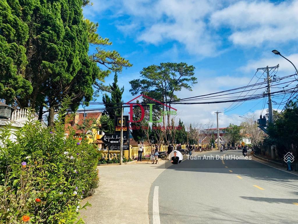 Bán biệt thự cô giang đà lạt gần hồ xuân hương view khu biệt thự cổ, cảnh quan đậm chất đà lạt