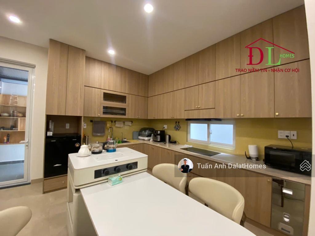 Bán biệt thự cô giang đà lạt gần hồ xuân hương view khu biệt thự cổ, cảnh quan đậm chất đà lạt