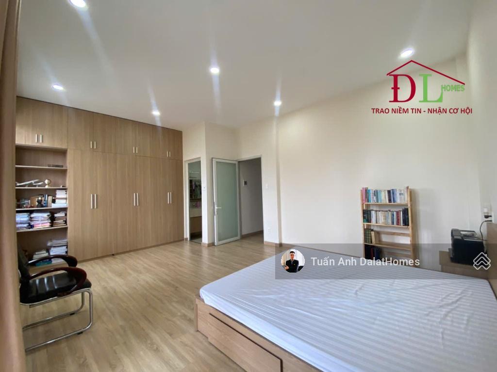 Bán biệt thự cô giang đà lạt gần hồ xuân hương view khu biệt thự cổ, cảnh quan đậm chất đà lạt